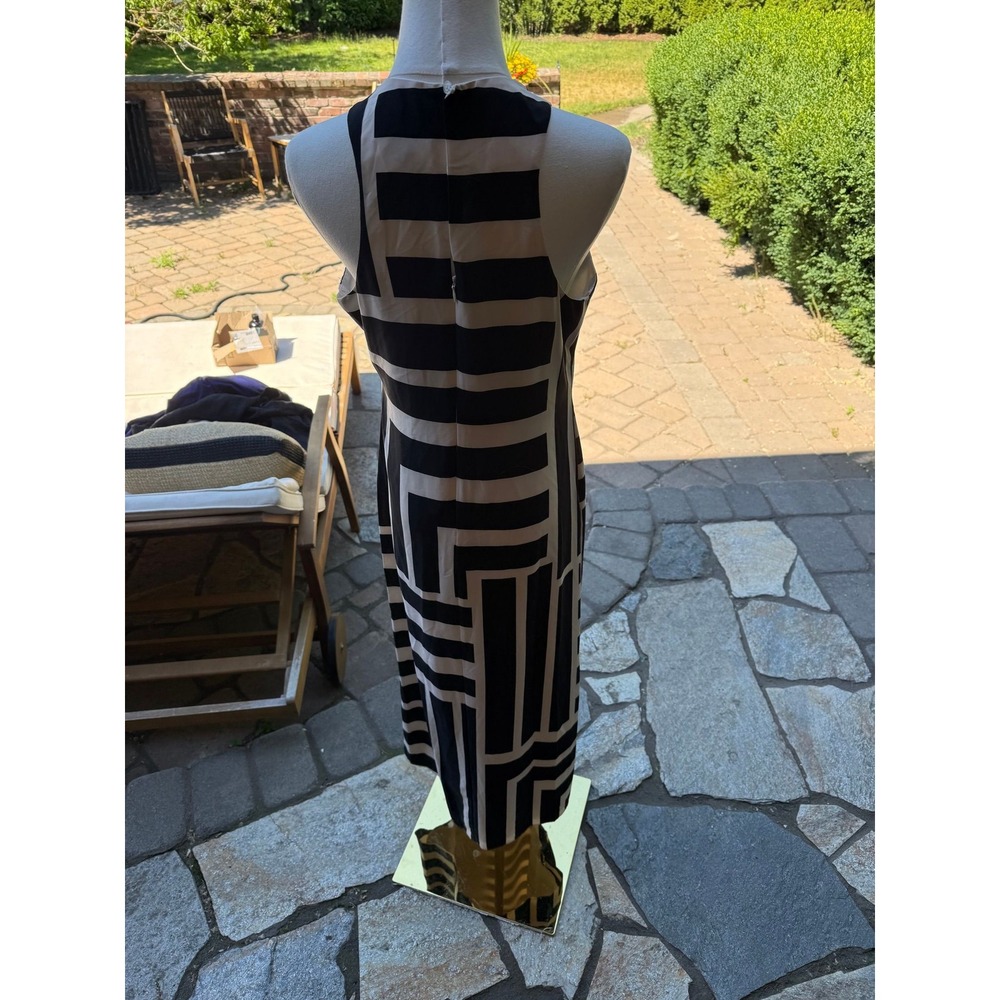 Donna Morgan Black White Geometric Stripe Halter Maxi Dress Pockets Size 6 - Picture 3 of 6